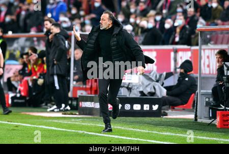 Bundesliga, Rhein Energie Stadion Köln: 1. FC Köln gegen VfB Stuttgart; Trainer Pellegrino Matarazzo Stockfoto