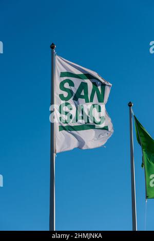 Göteborg, Schweden - november 21 2021: Flagge mit San Sac-Logo Stockfoto