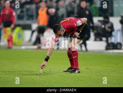 Turin, Italien. 10th. Februar 2022. Refree während des italienischen Pokals Coppa Italia, Viertelfinalspiel zwischen Juventus und Sassuolo am 10. Februar 2022 im Allianz-Stadion in Turin, Italien - Foto Nderim Kaceli/DPPI Quelle: DPPI Media/Alamy Live News Stockfoto