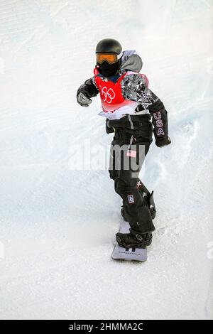 Peking, Hebei, China. 11th. Februar 2022. Snowboarder Shaun White bei seinem letzten olympischen Wettkampf. Am 11. Februar 2022 kam er 4th in der Men's Snowboard Halfpipe im Zhangjiakou Genting Snow Park. Am 11. Februar 2022 im Beijing (Bildnachweis: © Mark Edward Harris/ZUMA Press Wire) Bildnachweis: ZUMA Press, Inc./Alamy Live News Stockfoto