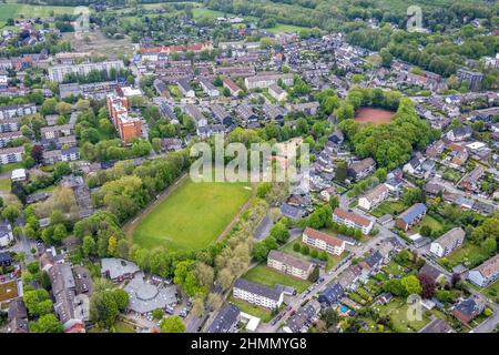 Luftaufnahme, Sportplatz Dorstener Straße, ehemalige Willy-Brandt-Schule, Zweckel, Gladbeck, Ruhrgebiet, Nordrhein-Westfalen, Deutschland, Bildung, Bildung Stockfoto