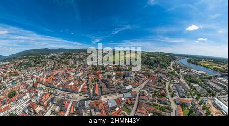 Luftaufnahme nach Deggendorf an der Donau in Niederbayern Stockfoto