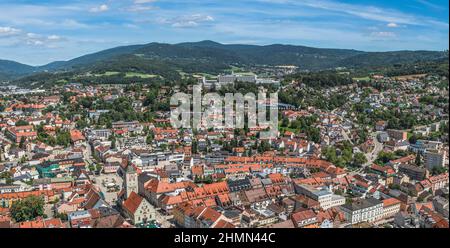 Luftaufnahme nach Deggendorf an der Donau in Niederbayern Stockfoto
