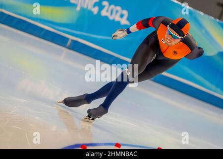 Peking, Hebei, China. 11th. Februar 2022. Patrick ROEST (NED) gewinnt die Silbermedaille beim Eisschnelllauf-Event 10000m während der Olympischen Winterspiele 2022 in Peking, Hebei, China. (Bild: © Walter G. Arce Sr./ZUMA Press Wire) Bild: ZUMA Press, Inc./Alamy Live News Stockfoto