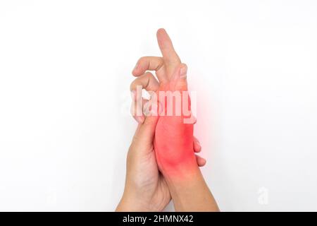 Schmerzhafter Palmar-Aspekt des asiatischen jungen Mannes. Konzept des Kompartiment-Syndroms, Zellulitis und Schmerzen der Handmuskulatur. Stockfoto