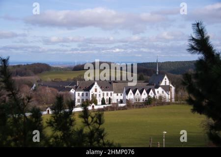 Der Blick auf das Kloster Maria Wald bei Heimbach Stockfoto
