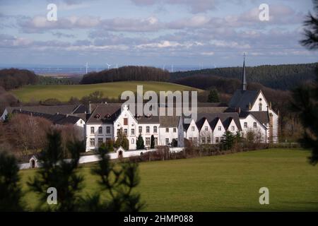Der Blick auf das Kloster Maria Wald bei Heimbach Stockfoto