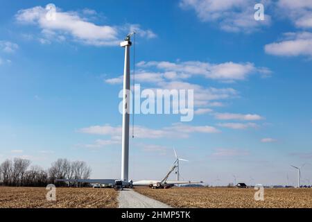 Windturbine wird repariert, E USA, von James D Coppinger/Dembinsky Photo Assoc Stockfoto