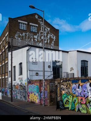 Eintritt zum Silo Restaurant in der weißen Postgasse in Hackney Wick, East London. Silo bietet Zero Waste Dining über ein vorindustrielles Lebensmittelsystem Stockfoto