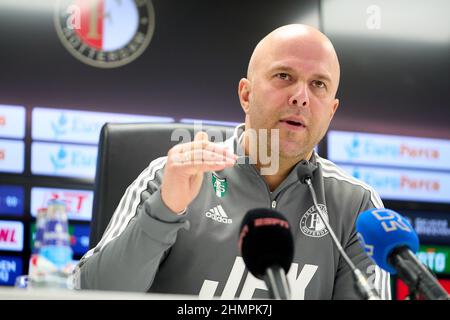Rotterdam, Niederlande. 11th. Februar 2022. Rotterdam - Feyenoord Trainer Arne Slot während der Pressekonferenz zwischen dem 11. Februar 2022 in Rotterdam, Niederlande. (Box to Box Pictures/Tom Bode) Credit: Box to Box pictures/Alamy Live News Stockfoto