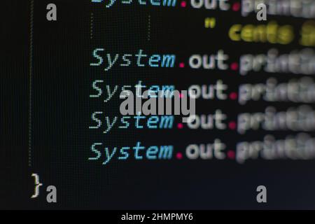Programmiercode auf einem Bildschirm. Stockfoto