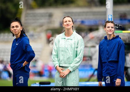 Von links treten Iryna Gerashchenko (Women's High Jump) aus der Ukraine, Nicola Lauren McDermott aus Australien und Yaroslava Mahuchikh aus der Ukraine während des t an Stockfoto