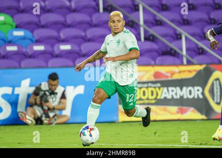 Orlando, Florida, USA, 20. Oktober 2021, Colorado Rapids Stürmer Michael Barrios #12 wird in der ersten Hälfte des Stadions einen Pass machen. (Foto: Marty Jean-Louis) Quelle: Marty Jean-Louis/Alamy Live News Stockfoto