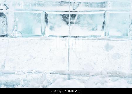 Hauswand aus Eissteinen. Gehäuse der arktischen Völker Stockfoto