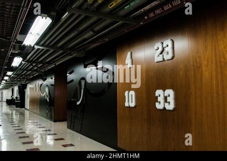 Chicago, USA. 11th. Februar 2022. Chicago Bulls Umkleideraum am 11. Februar 2021 im United Center Shaina Benhiyoun/SPP Credit: SPP Sport Press Photo. /Alamy Live News Stockfoto