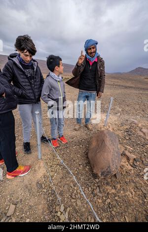 Petroglifo, yacimiento rupestre de Aït Ouazik, finales del Neolítico, Marruecos, Afrika Stockfoto