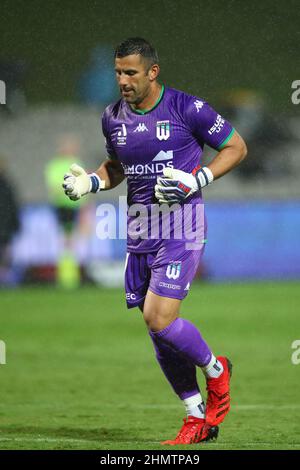 Sydney, Australien. 12th. Februar 2022. 12th. Februar 2022; Netstrata Jubilee Stadium, Sydney, NSW, Australien: A-League Football, Sydney FC gegen Western United; Jamie Young von Western United joggt zurück zu seinem Ziel Kredit: Action Plus Sports Images/Alamy Live News Stockfoto