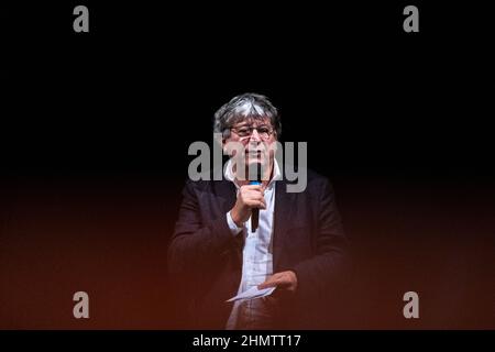 Frankreich, Rennes, 2022-02-08. Treffen der Abgeordneten Eric Coquerel und Clementine Autin von La France Insoumise in Rennes als Teil des präsidenten von Jean-Luc Melenchon Stockfoto