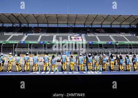 Mexiko-Stadt, Mexiko. 11th. Februar 2022. commissaire marshall, während des ePrix von Mexiko-Stadt 2022, 2nd Treffen der ABB FIA Formel-E-Weltmeisterschaft 2021-22, auf dem Autodromo Hermanos Rodriguez vom 10. Bis 11. Februar in Mexiko-Stadt, Mexiko - Foto: Frederic Le Floc H/DPPI/LiveMedia Kredit: Unabhängige Fotoagentur/Alamy Live News Stockfoto