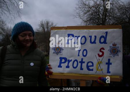 Newcastle, Großbritannien. 12.. Februar 2022. UK Governments Police Bill Demo, Civic Center, Newcastle upon Tyne, Großbritannien, 12.. Februar 2022, Kredit: DEW/Alamy Live Nachrichten Stockfoto