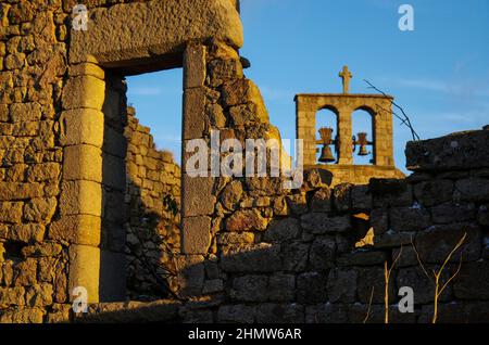 Europa, Frankreich, Lozère La Garde Guérin, Coucher de Soleil Stockfoto