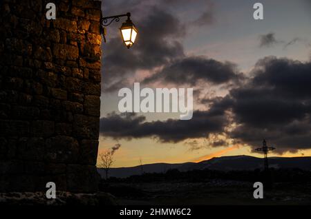 Europa, Frankreich, Lozère, La Garde Guérin, ruelle Stockfoto