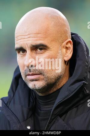 Manchester City Manager Pep Guardiola beim Premier League-Spiel in der Carrow Road, Norwich. Bilddatum: Samstag, 12. Februar 2022. Stockfoto