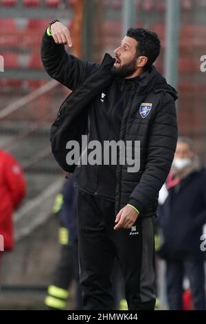 Perugia, Italien. 12th Feb, 2022. grosso fabio (allenatore frosinone calcio) während AC Perugia gegen Frosinone Calcio, Italienisches Fußballspiel der Serie B in Perugia, Italien, Februar 12 2022 Quelle: Independent Photo Agency/Alamy Live News Stockfoto