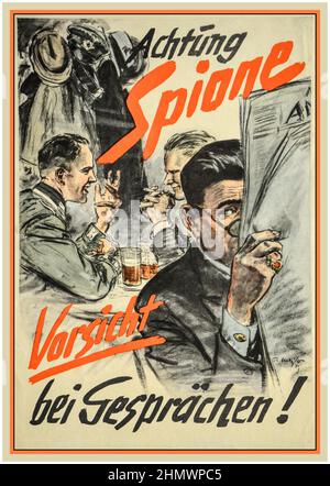 2. Weltkrieg Nazi-Deutschland Spionage Spionage Warnung Poster 1939 "Vorsicht Spione. Seien Sie vorsichtig bei Gesprächen!“ 2. Weltkrieg Deutscher Propagandaplakat öffentliche Informationen Stockfoto