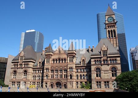 Altes Rathaus, Bürgerhaus im romanischen Stil und Gerichtsgebäude, fertiggestellt 1899, Toronto, ON, Kanada Stockfoto