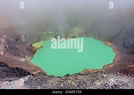 Krater-See im Santa Ana Vulkan, Cerro Verde Nationalpark, El Salvador Stockfoto