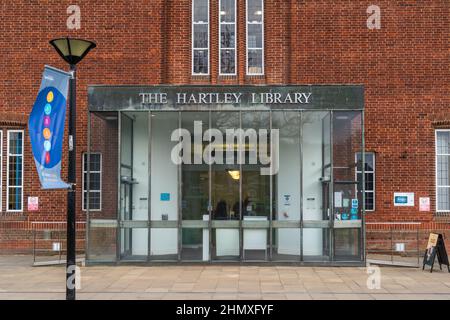 Die Hartley Library auf dem Highfield Campus, University of Southampton, Hampshire, England, Großbritannien Stockfoto