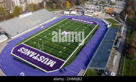 WESTERN Alumni Stadium in London, Ontario, Kanada, Heimstadion der Western Mustangs Fußball- und Leichtathletik-Mannschaft. Stockfoto