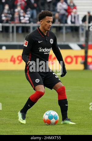 12. Februar 2022, Deutsche Bank Park, Frankfurt, GER, 1st FBL, Eintracht Frankfurt vs VfL Wolfsburg, DFL-Vorschriften verbieten die Verwendung von Fotografien als Bildsequenzen und/oder quasi-Video. Im Bild Tuta (Frankfurt) Stockfoto