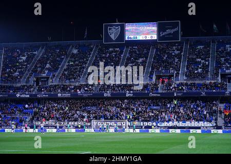 Malaga, Spanien. 12th. Februar 2022. Gesamtansicht des Stadions La Rosaleda während des Matches von La Liga Smartbank 2021/2022 zwischen Malaga CF und UD Almeria (Endstand; Malaga CF 0:1 UD Almeria). Kredit: SOPA Images Limited/Alamy Live Nachrichten Stockfoto