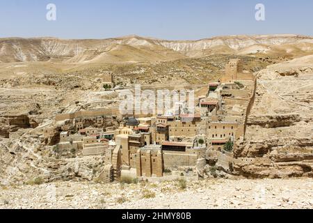 Die heilige Lavra des heiligen Sabbas der Geheiligte, auf Arabisch als Mar Saba bekannt, ein griechisch-orthodoxes Kloster im Westjordanland. Stockfoto