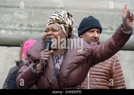 Protest zur „Cost of Living Crisis“ in Newcastle upon Tyne, Großbritannien, gegen steigende Preise und Inflation, organisiert von der Volksversammlung. Stockfoto