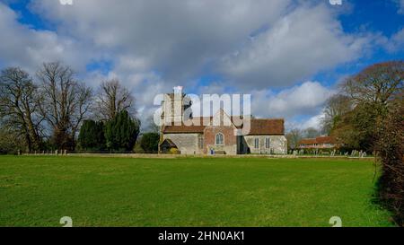 Soberton, Großbritannien - 1. März 2020: St Peter's Church, Soberton im Meon Valley im South Downs National Park, Hampshire, Großbritannien Stockfoto