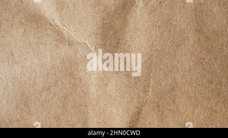 Makroaufnahme von Kraftpapier als Hintergrund in beiger Farbe Stockfoto