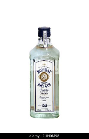 Brüssel, Belgien -12. Februar 2022; Flasche Bombay Dry Gin. Original und destilliert in London Stockfoto