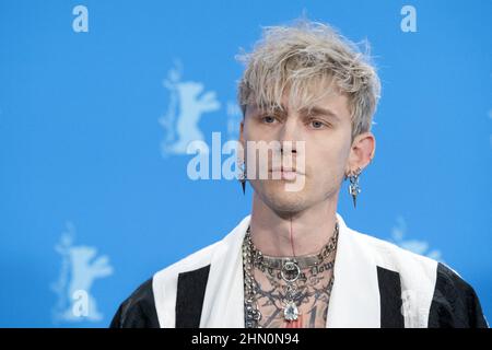 Berlin, Deutschland. 13th. Februar 2022. Colson Baker beim Taurus Fotocall im Rahmen der Internationalen Filmfestspiele Berlin (Berlinale) 72nd am 13. Februar 2022 in Berlin. Foto von Aurore Marechal/ABACAPRESS.COM Quelle: Abaca Press/Alamy Live News Stockfoto