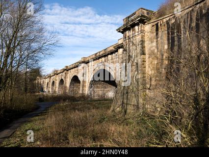 Das Lune Aqueduct, das den Lancaster Canal über den Fluss Lune in Lancaster führt. Das größte aller Mauerwerk Aquädukt in Großbritannien aus dem Jahr 1797. Stockfoto