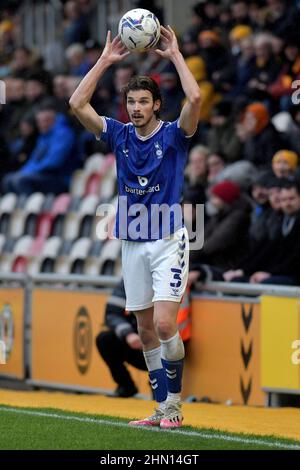 NEWPORT, GROSSBRITANNIEN. FEB 12th Samuel Hart von Oldham Athletic während des Sky Bet League 2-Spiels zwischen Newport County und Oldham Athletic bei der Rodney Parade, Newport, am Samstag, den 12th. Februar 2022. (Kredit: Eddie Garvey | MI Nachrichten) Kredit: MI Nachrichten & Sport /Alamy Live Nachrichten Stockfoto