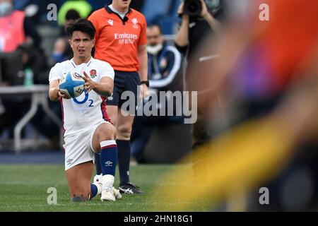 Rom, Italien. 13th. Februar 2022. Marcus Smith aus England beim Rugby-Spiel der Six Nations 2022 zwischen Italien und England in Roma, Olimpico-Stadion, 12th. Februar 2022. Foto Antonietta Baldassarre/Insidefoto Kredit: Insidefoto srl/Alamy Live News Stockfoto