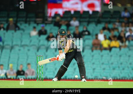 Sydney, Australien. 13th. Februar 2022 ; Sydney Cricket Ground, Sydney, NSW, Australien; T20 Internationales Cricket, 2nd Test, Australien gegen Sri Lanka; Marcus Stoinis aus Australien, der während des Spiels zugeschlagen hat Kredit: Action Plus Sports Images/Alamy Live News Stockfoto