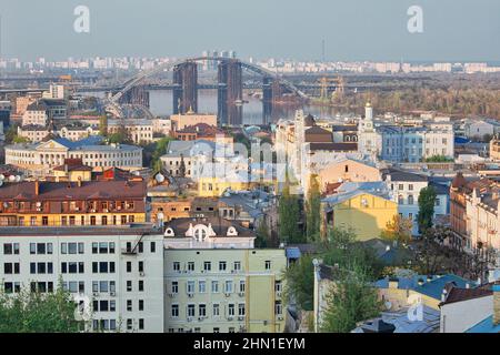 Luftbild zum Podil-Bezirk Kiew, Ukraine Stockfoto