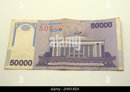 Fünfzigtausend (50.000) soʻm Banknote, Usbekistans soʻm, Usbekistan, Zentralasien Stockfoto