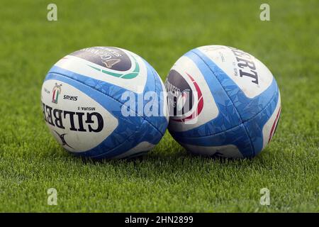 Rom, Italien - 13,02 2022: OFFIZIELLER BALL 2022 Guinness Six Nations Testspiel, Italien gegen England im olympiastadion in Rom. Stockfoto