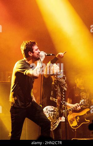 Frank Turner unterstützt gemeinsam mit The Wildhearts FT Ginger Frank Turner & The Sleeping Souls bei der O2 Academy, Newcastle, 13th. Juli 2019 Stockfoto