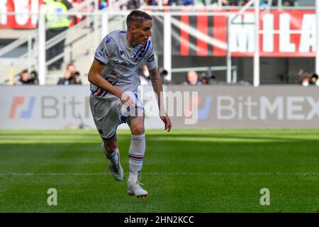 Mailand, Italien. 13th. Februar 2022. Andrea Conti (13) von Sampdoria in der Serie A Spiel zwischen AC Mailand und Sampdoria in San Siro in Mailand gesehen. (Foto: Gonzales Photo/Alamy Live News Stockfoto